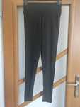 Czarne legginsy Esmara