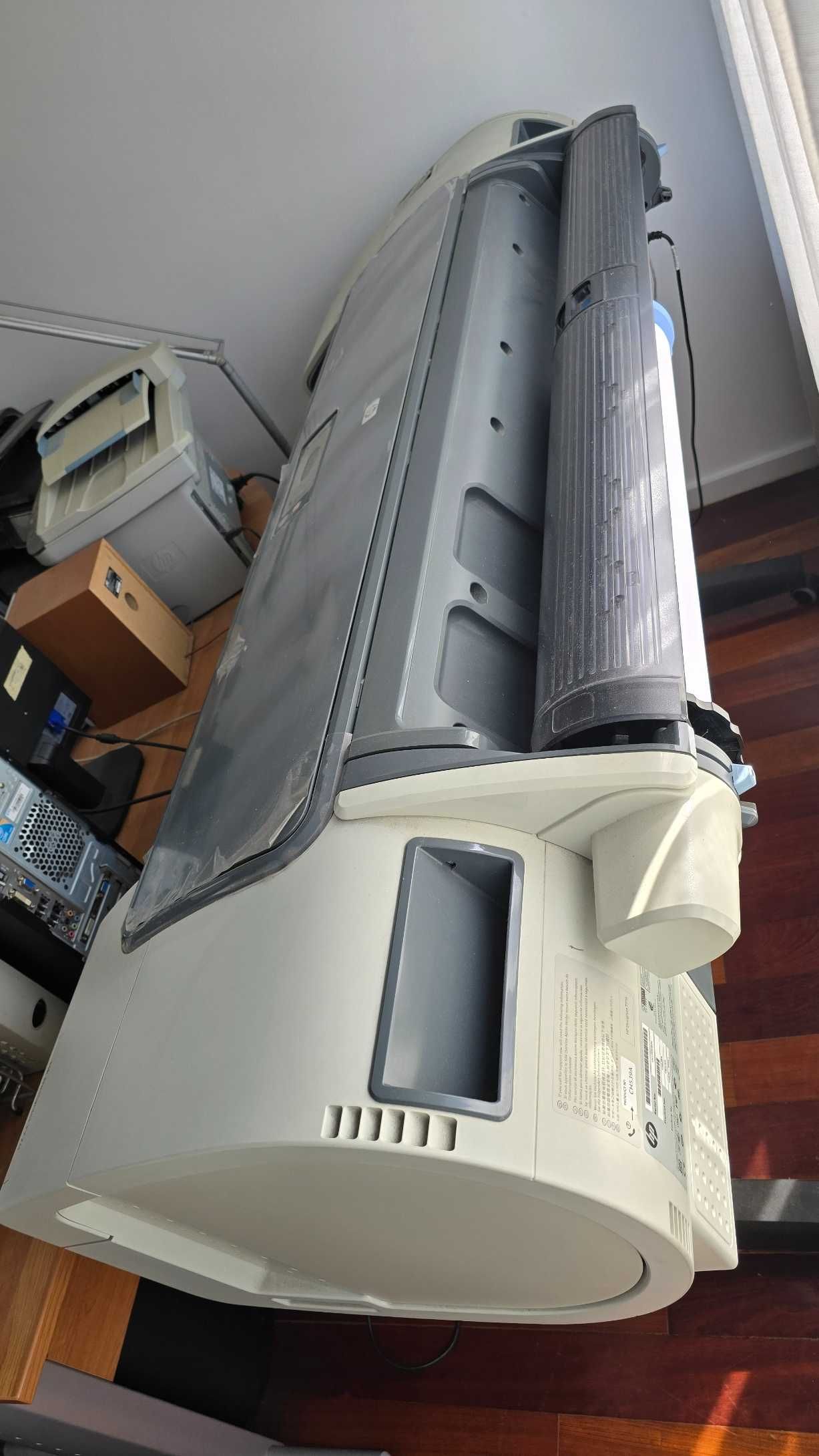 Plotter HP T770 A0 44", pouco uso