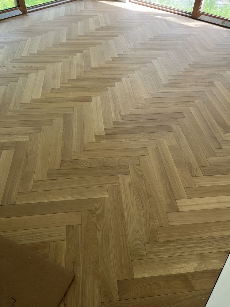 Podłoga Jodełka K. Dąb NATUR 15x90x600mm, 4faza, OlejUV BRESLAU x2