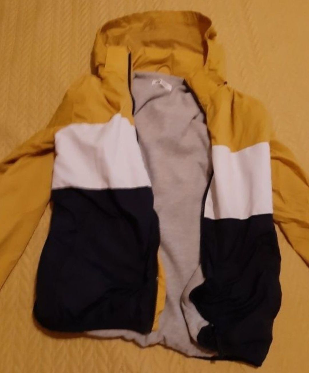 Casaco para a chuva H&M para rapaz tamanho 13-14 anos