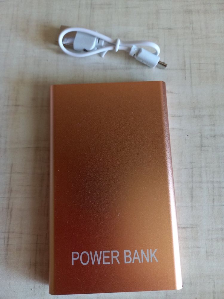 Ультратонкий пауербанк power bank 10000