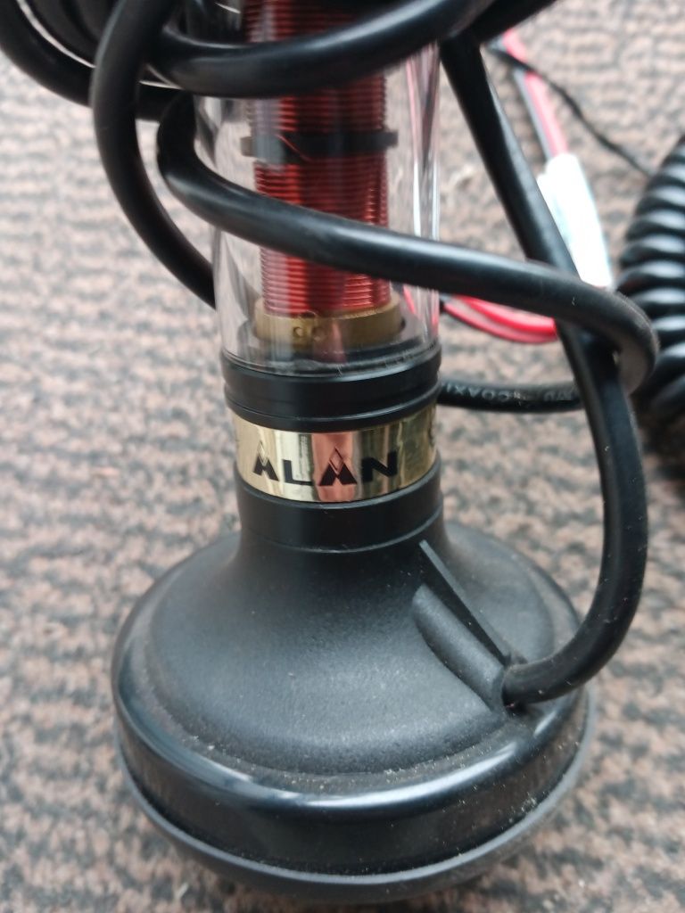 CB radio MTech-Legend 2 z anteną Alan