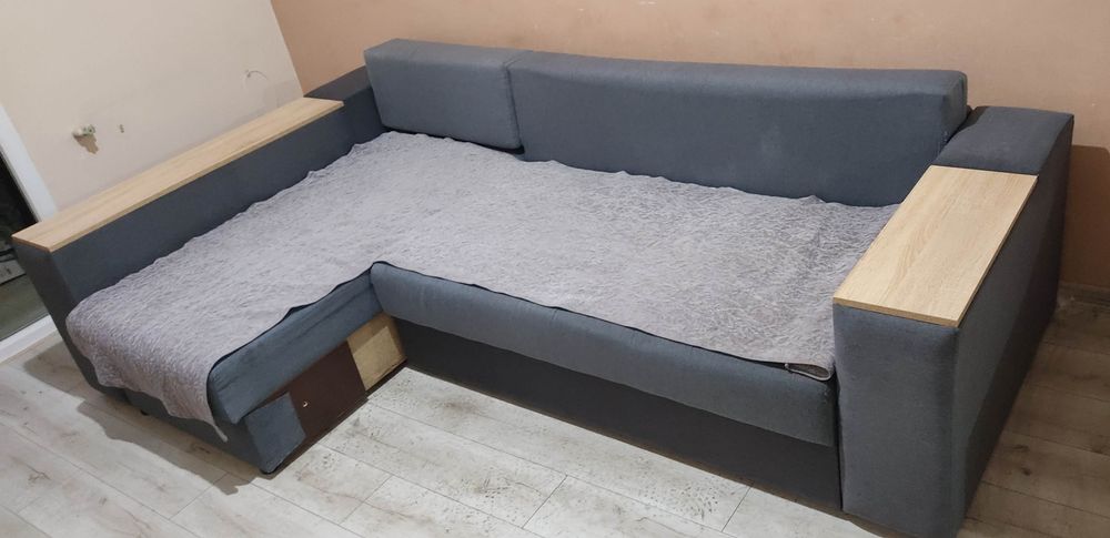 Продам диван 260/150