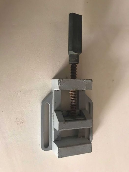 Grampos e outros objectos