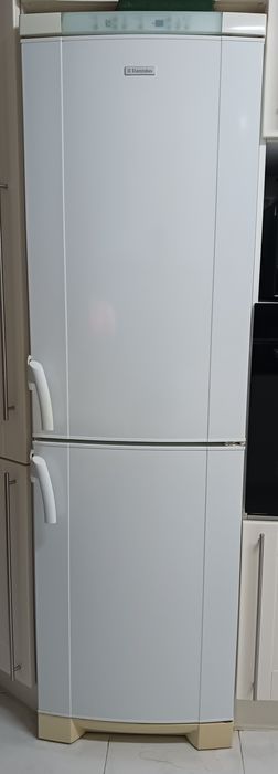 Só Frigorífico Electrolux - REDUCAO PRECO