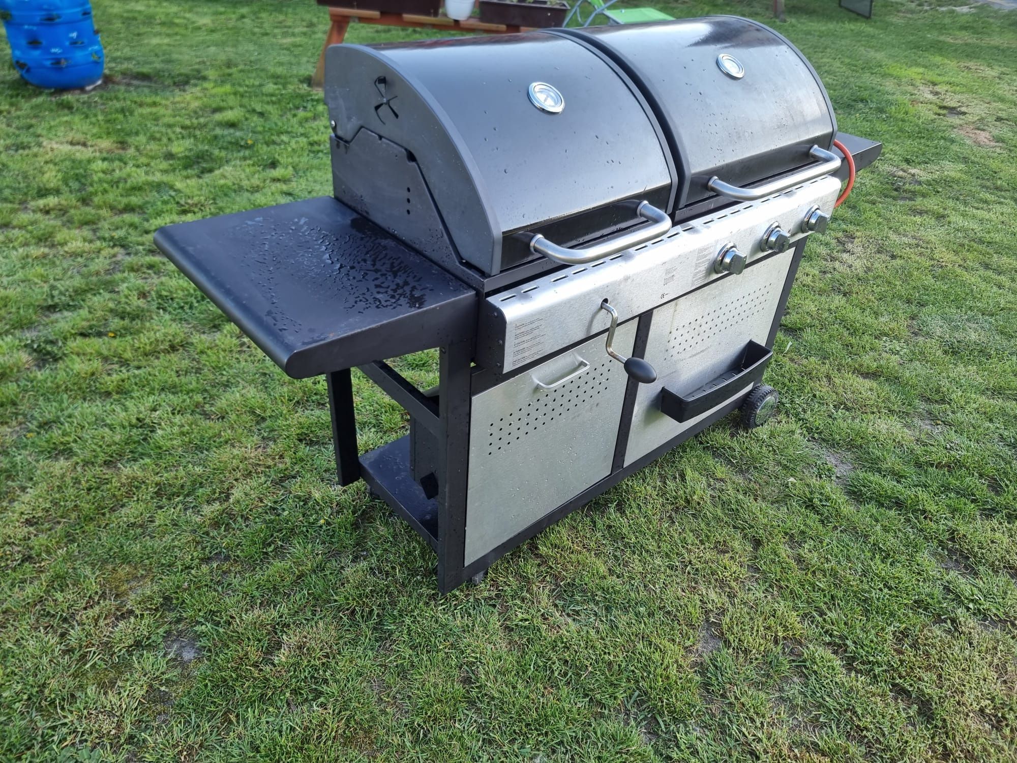 Grill gazowy 3 palnikowy i węglowy. 2 w 1