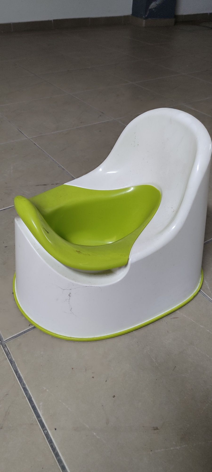 Penico Lockig IKEA 
LOCKIG 
Bacio, branco/verde