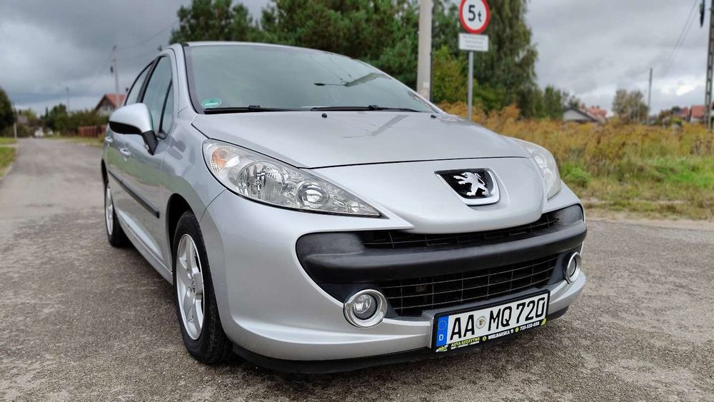 Peugeot 207 1.4 benzyna ! 5 drzwi ! Klima ! Z Niemiec !