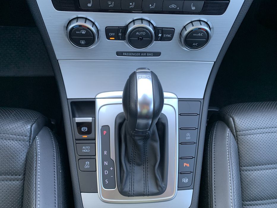 Vw Passat CC- Luxo e Sofisticação - 5 lugares e cx aut DSG