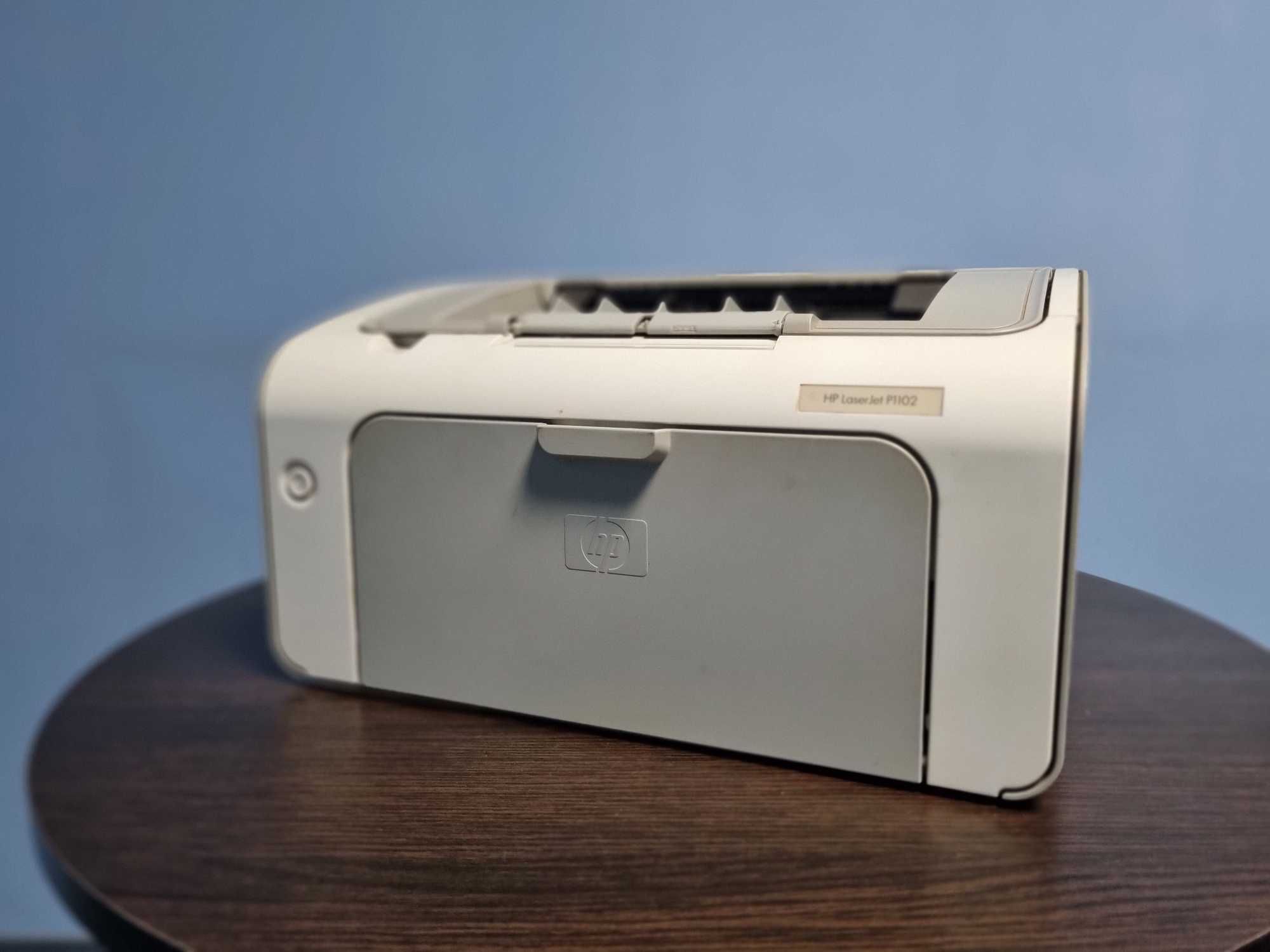 Продам принтер (лазерный) Hewlett Packard (HP) LaserJet 1102