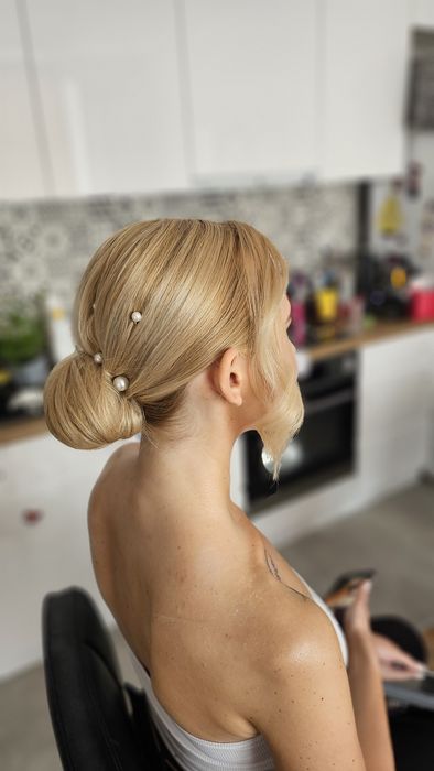 Makijaż fryzura z dojazdem profesjonalnie