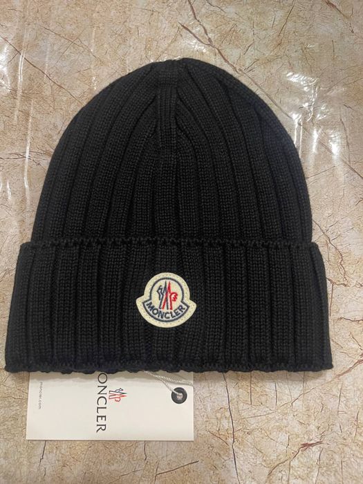 Moncler Мужская шапка с ребристой вязкой