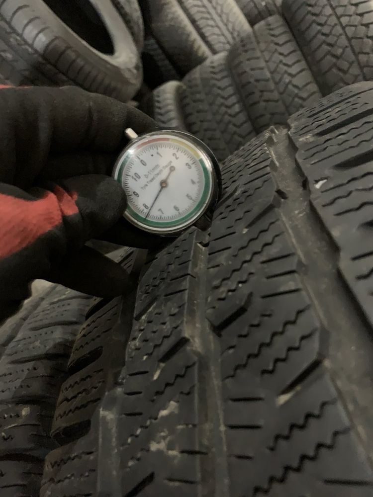 Шини 235/65 R16C Toyo зима, 7,7-8,8мм 2022року 235 65 16C