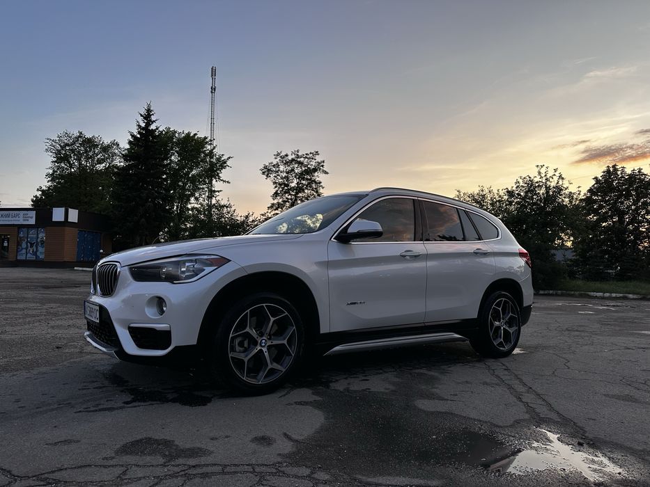 BMW X1 F48 28i 2,0 AT 245 к.с. AWD