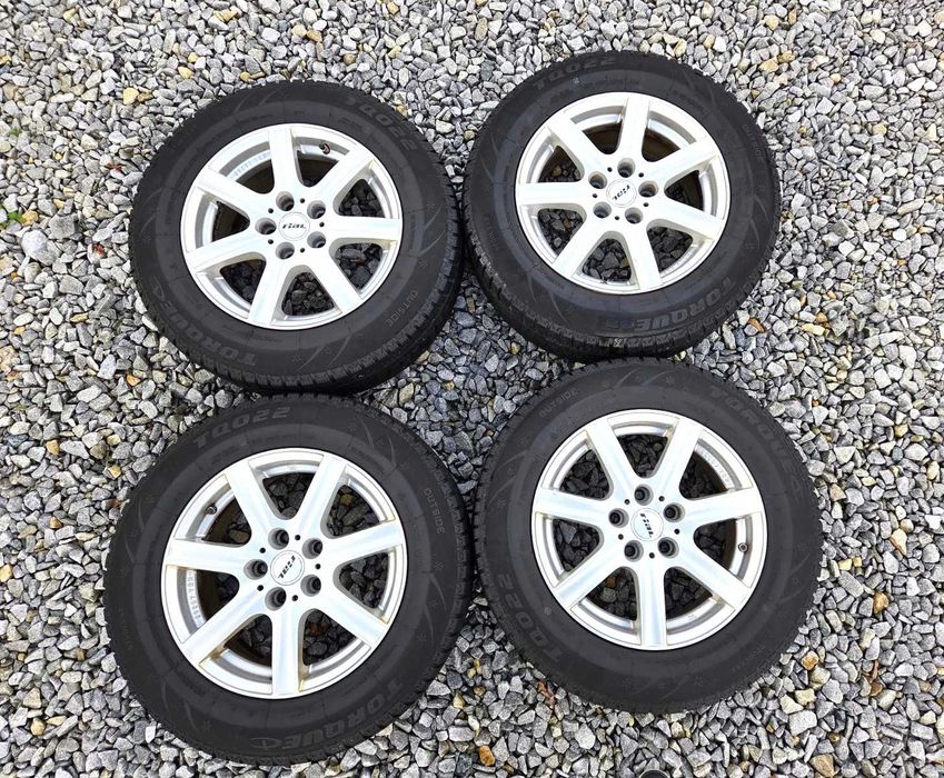 Zimowe z Czujnikami TPSM 215/65R16 Qashqai Juke Dacia xTrail Renault