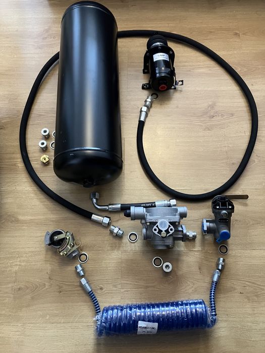 Zestaw hamulców pneumatycznych powietrznych do przyczepy jednoosiowej