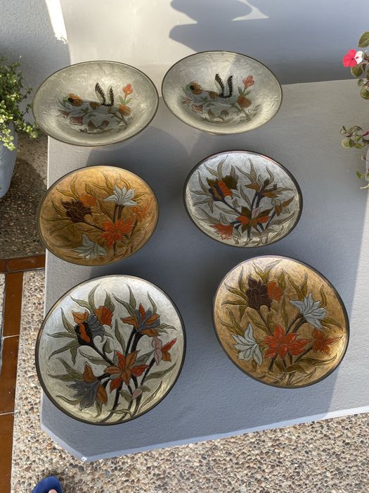 6 Pratos decorativos em Metal