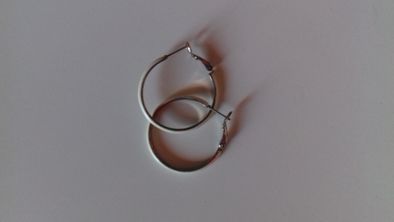 Argolas Brancas e Douradas H&M