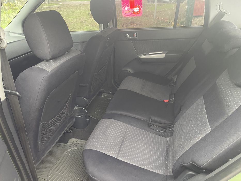 хендай гетц.