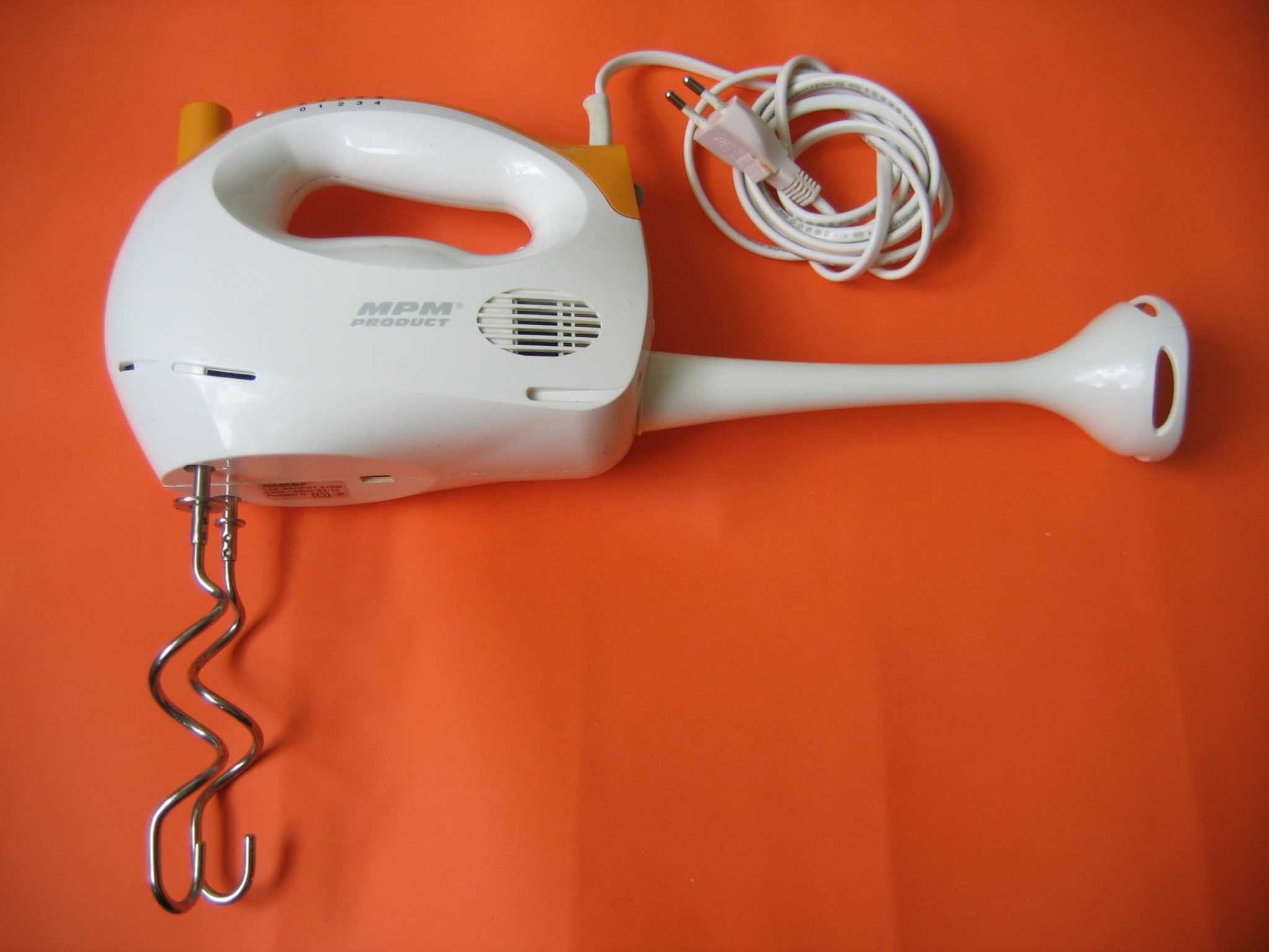 Robot kuchenny

MPM 
TSK-941/PST
210W - stan bardzo dobry