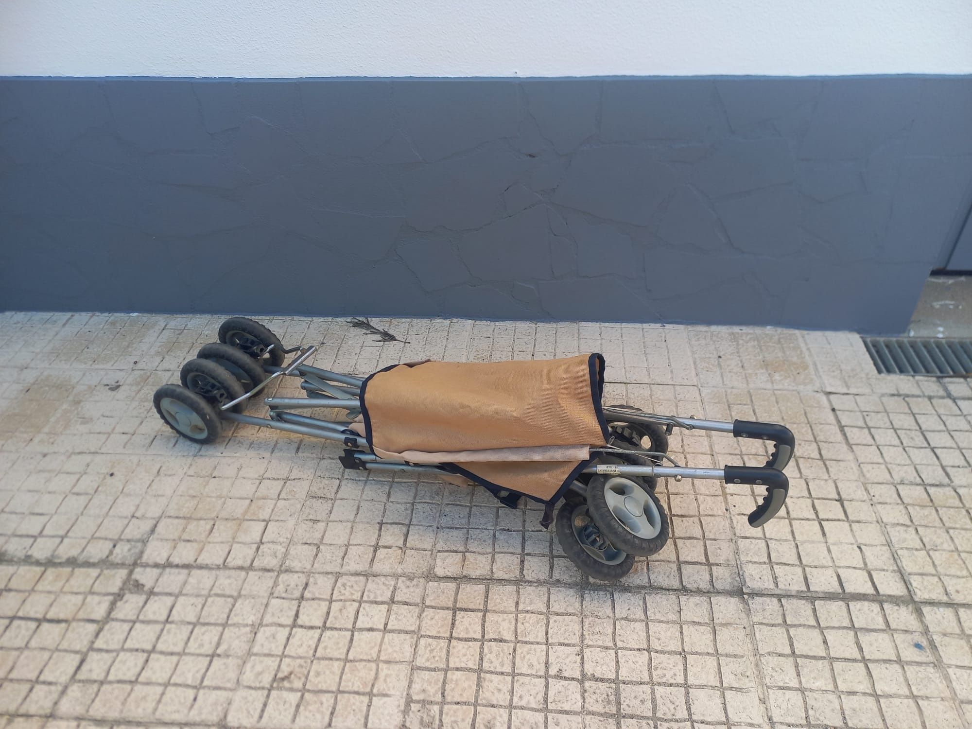 Carrinho de bebé