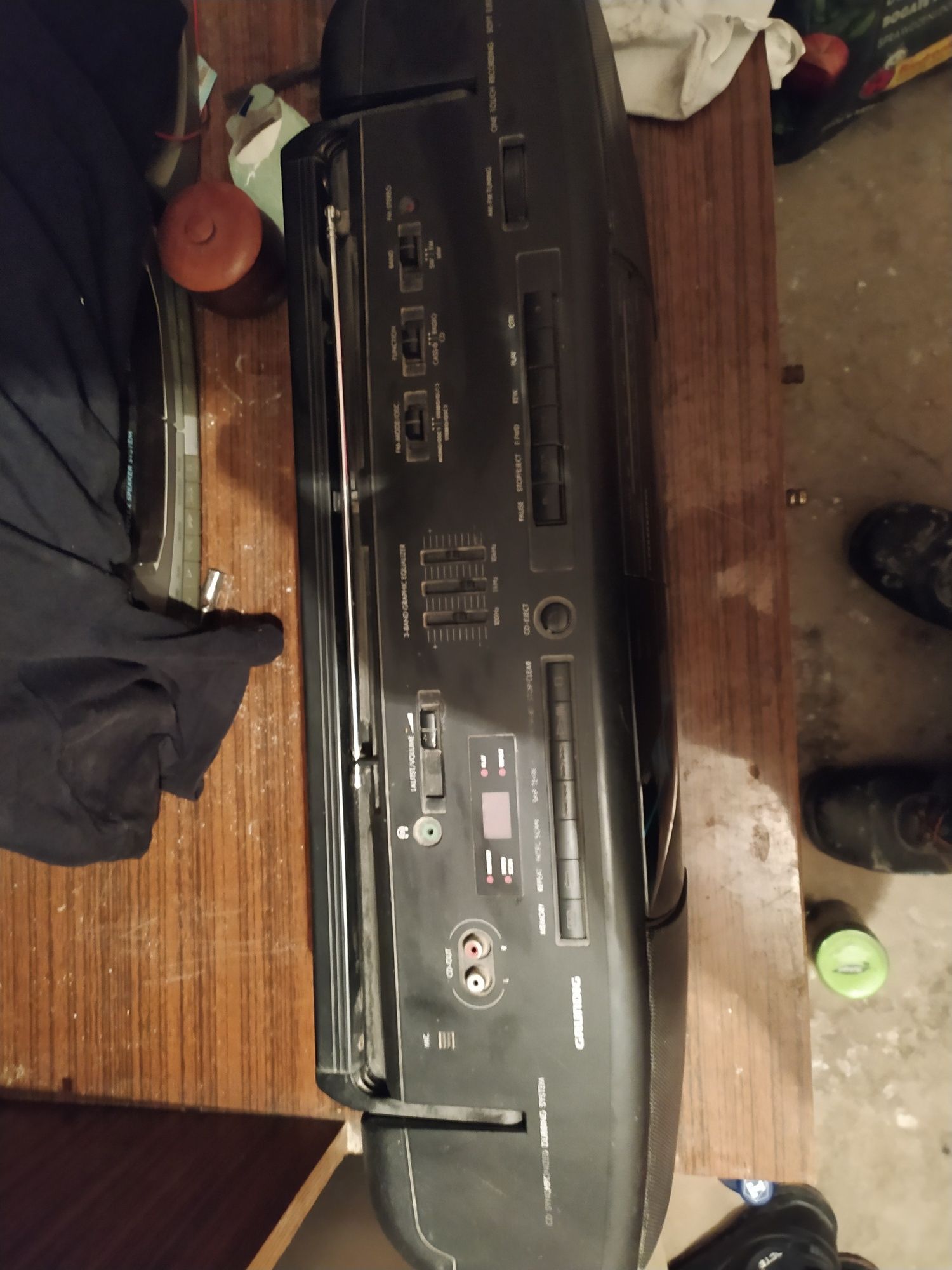 Grundig RR1900 magnetofon cd