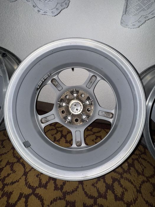 Диски Nissan leaf 5x114.3 R16