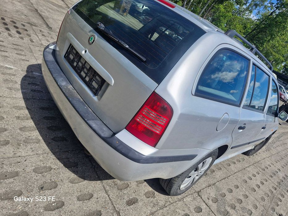 Skoda Octavia I 1.6 benzyna 100KM w całości na części #412