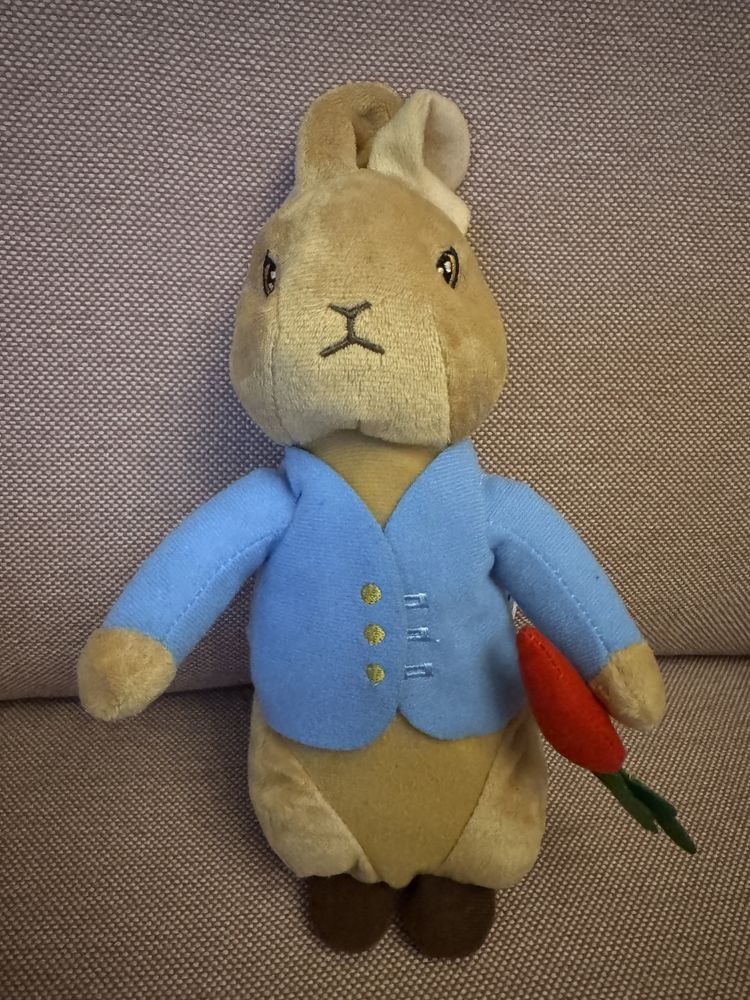 Beatrix Potter Peter Rabbit Piotruś Królik maskotka wysokość 25cm.