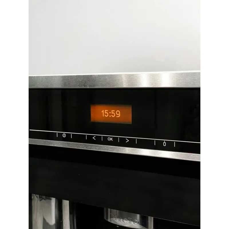 Кофемашина Miele CVA5060