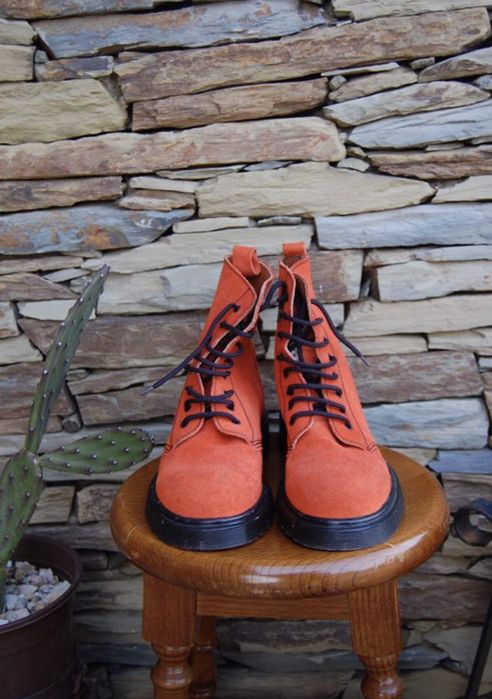 Botas vintage cor laranja