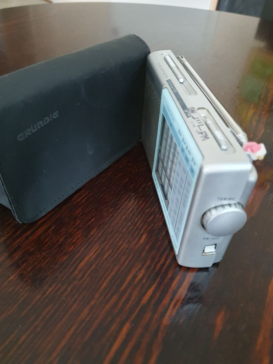 Радиоприемник всеволновой GRUNDIG