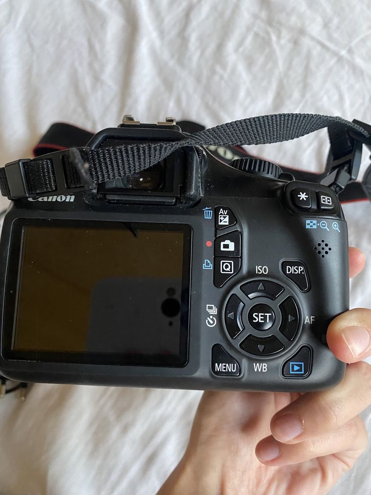 дзеркальний фотоапарат canon 1100D+ EF 50mm f/1.8 STM