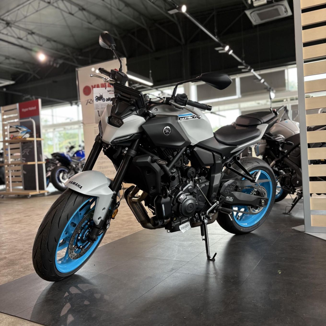 Yamaha MT MT-07 rok modelowy 2025, rok produkcji 2025, dostępny od ręki