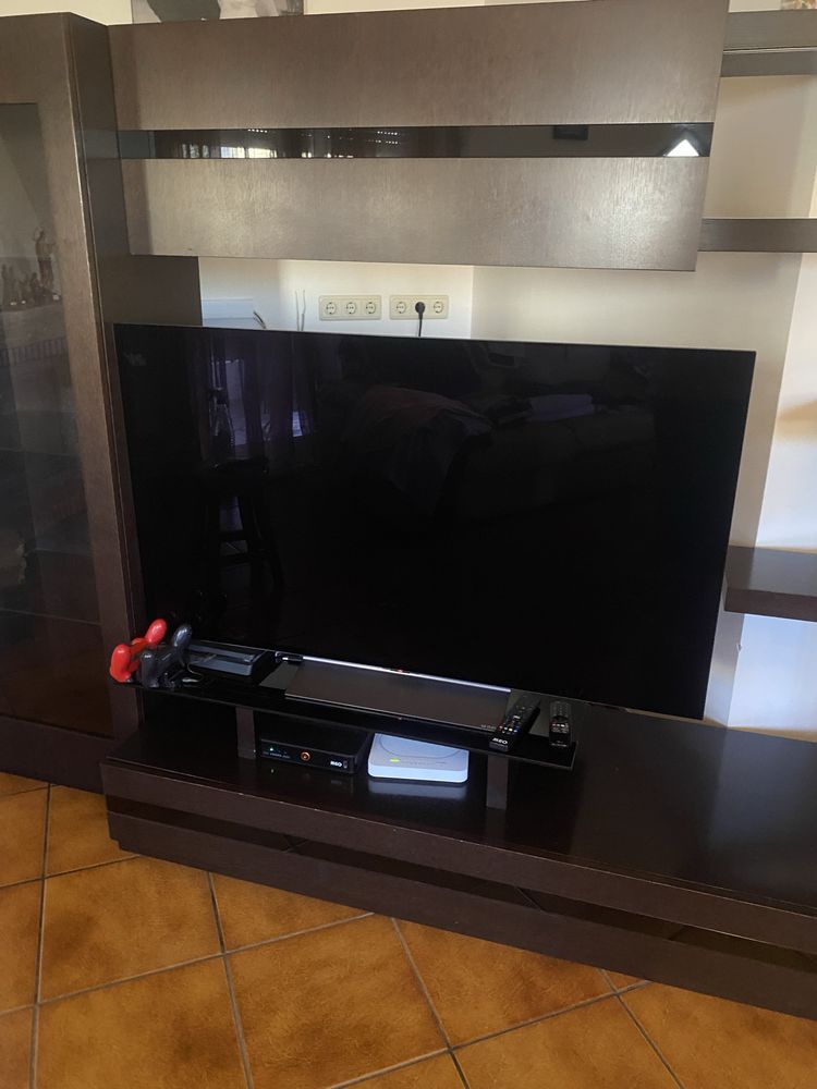 Movel de sala,com apoio para Tv