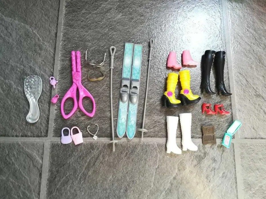 Oryginalne lalki Barbie plus akcesoria