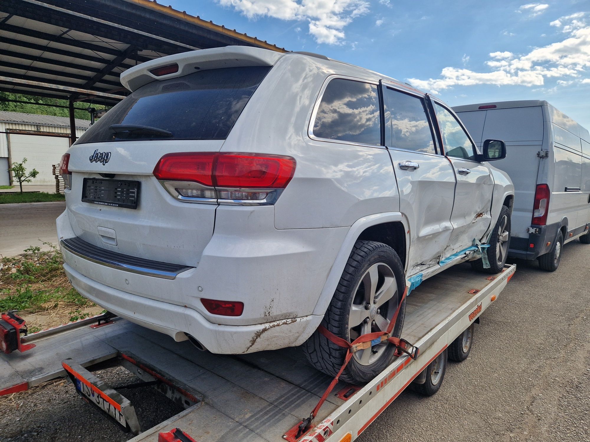 Jeep Grand Cherokee 3.0 CRD V6 Overland na części