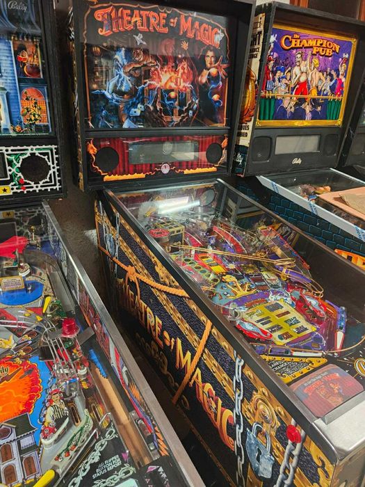 Flipper Pinball Theatre of Magic