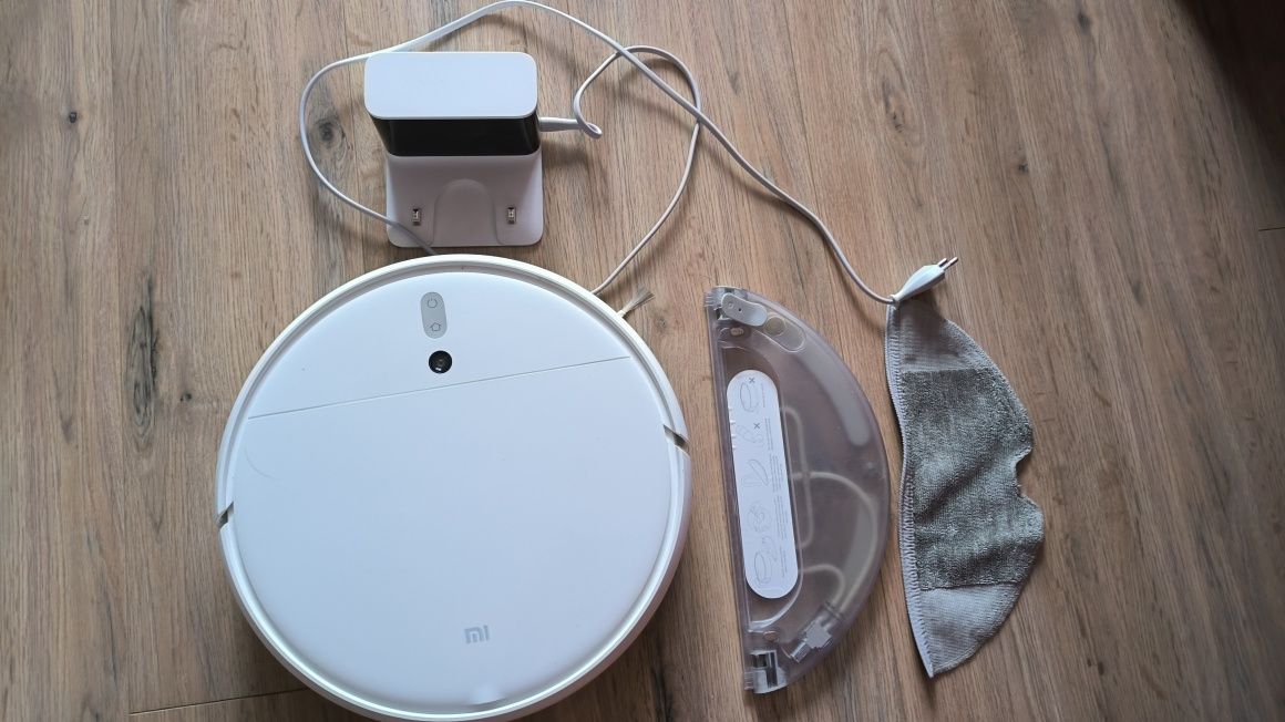 Robot sprzątający XIAOMI Mi Robot Vacuum-Mop 1C