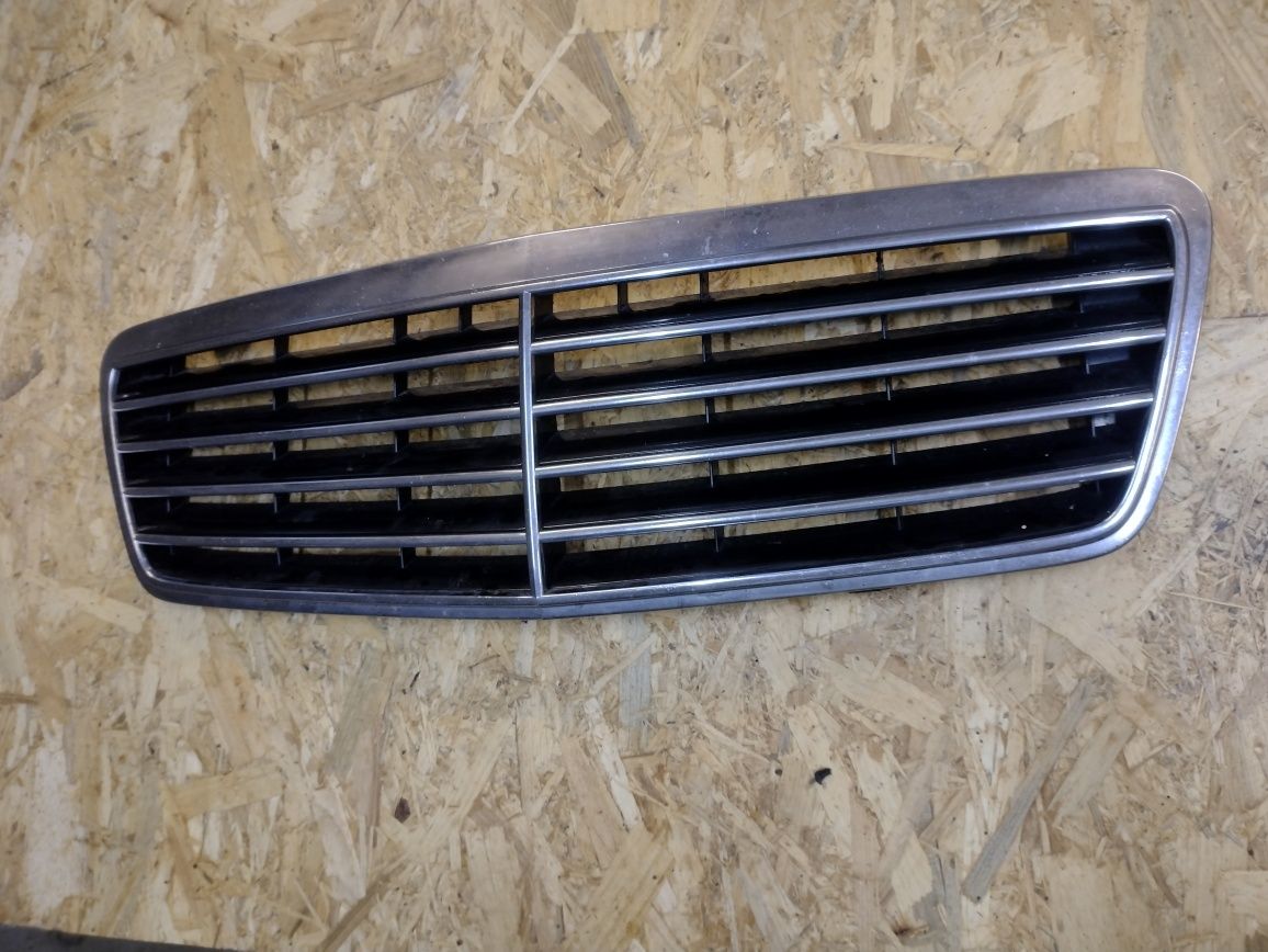 Mercedes CLK w208 grill atrapa avantgarde