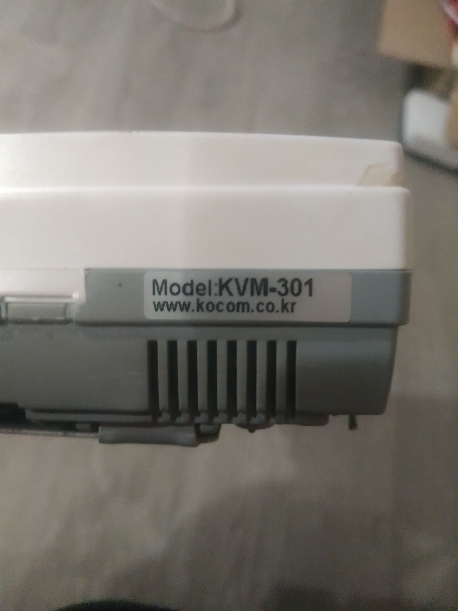 Продам домофон kocom KVM_301