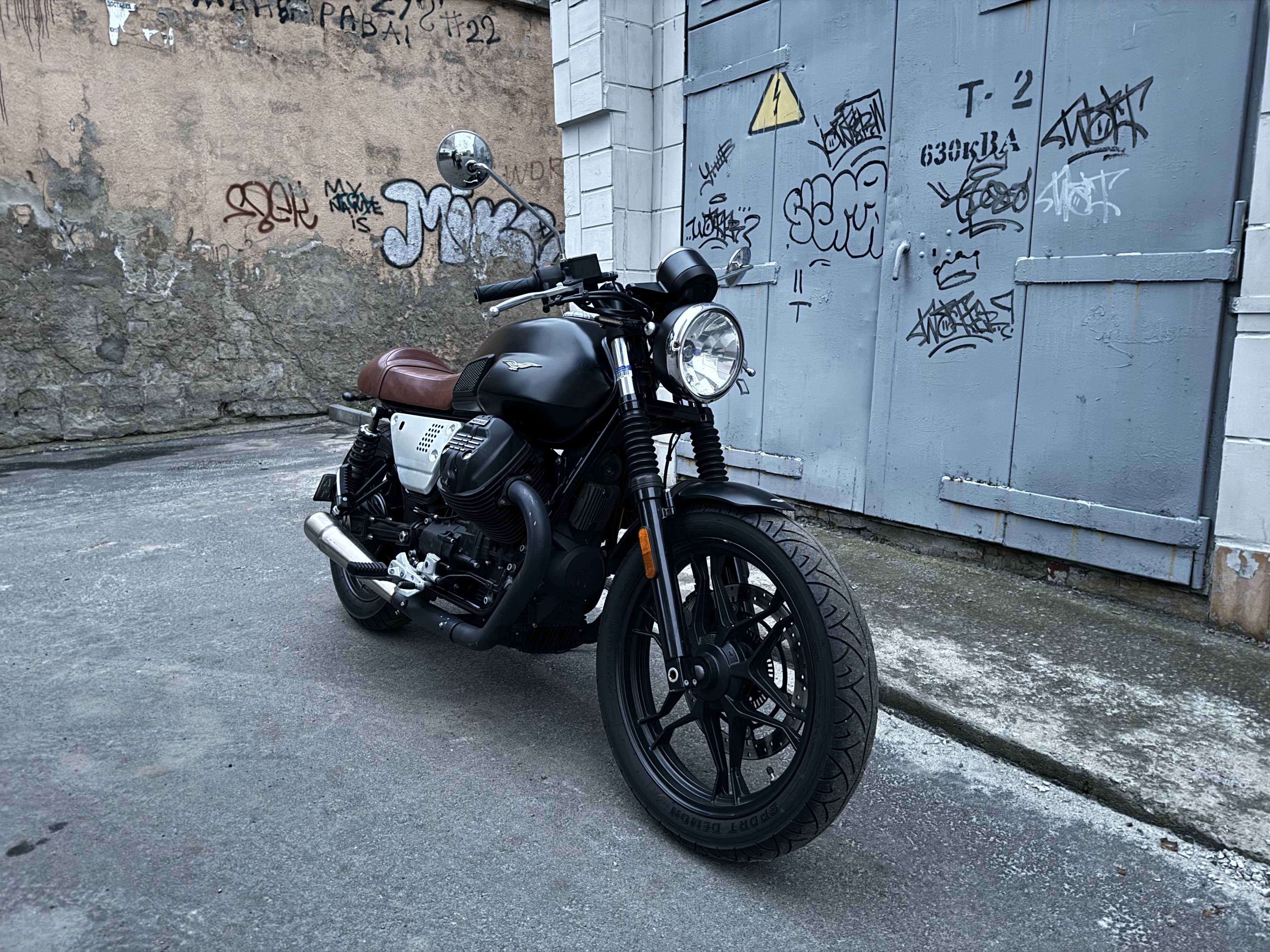 Moto Guzzi V7 Stone 2017