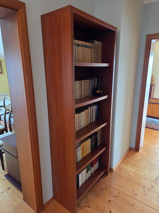 Regał biblioteczny na książki brązowy