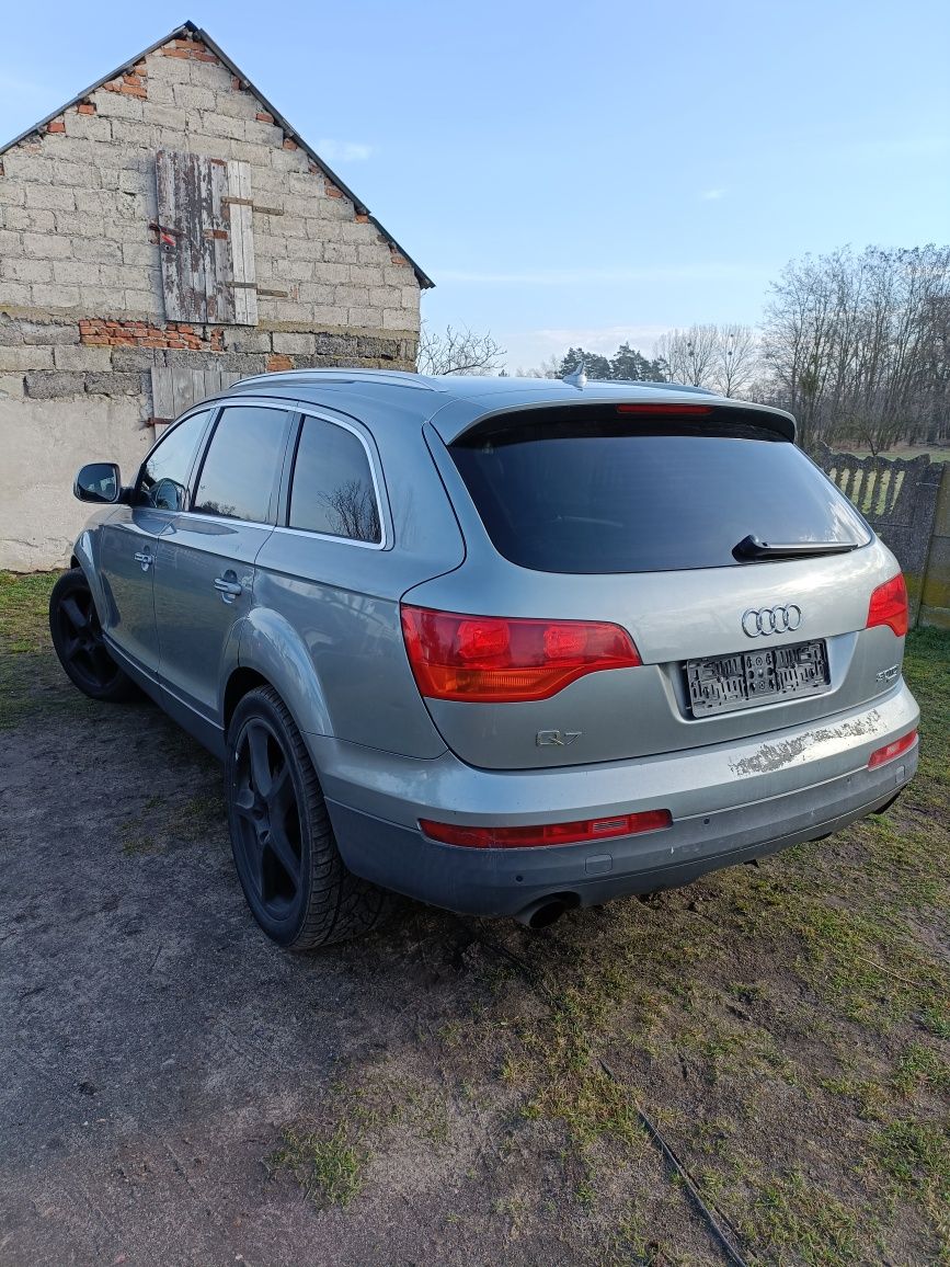 Witam sprzedam Audi Q7