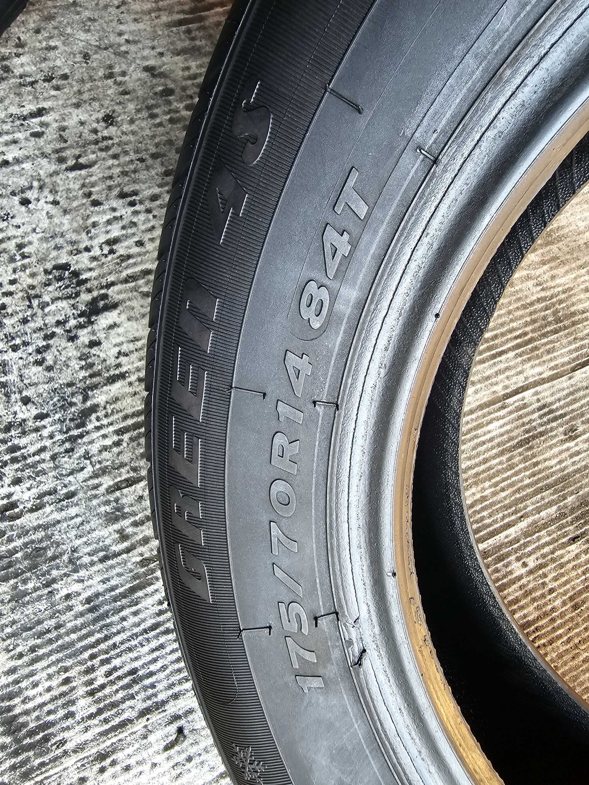 Sprzedam Jak Nowe 2 opony 175/70 14" Atlas wielosezonowe 95% 2021r