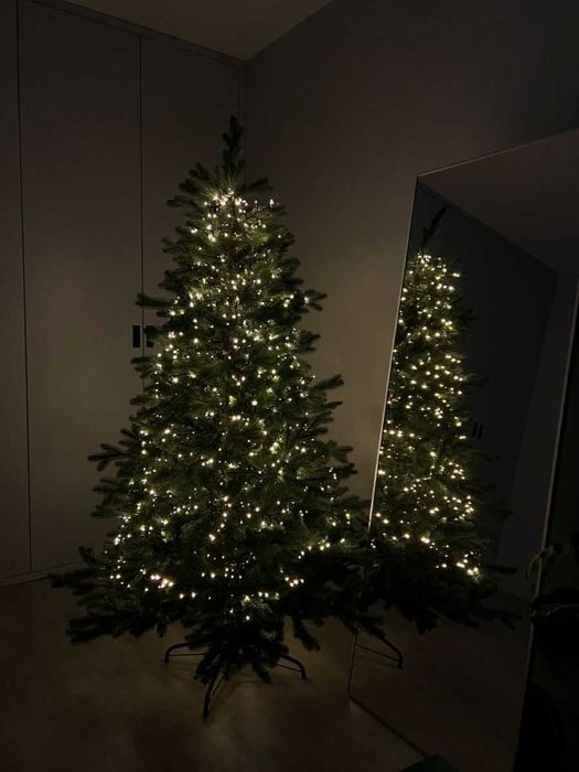 Святкова гірлянда роса мішура, хвойна лапа. Гирлянда, декор в комнату.