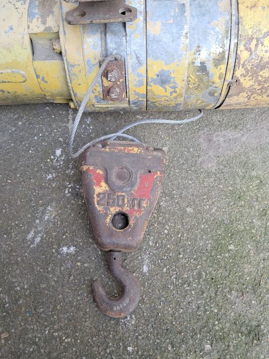 Електричний тельфер / електрична таль на 250кг