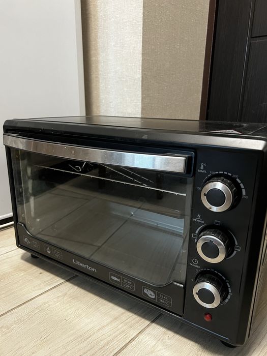 Електрична піч LIBERTON LEO-380 Black