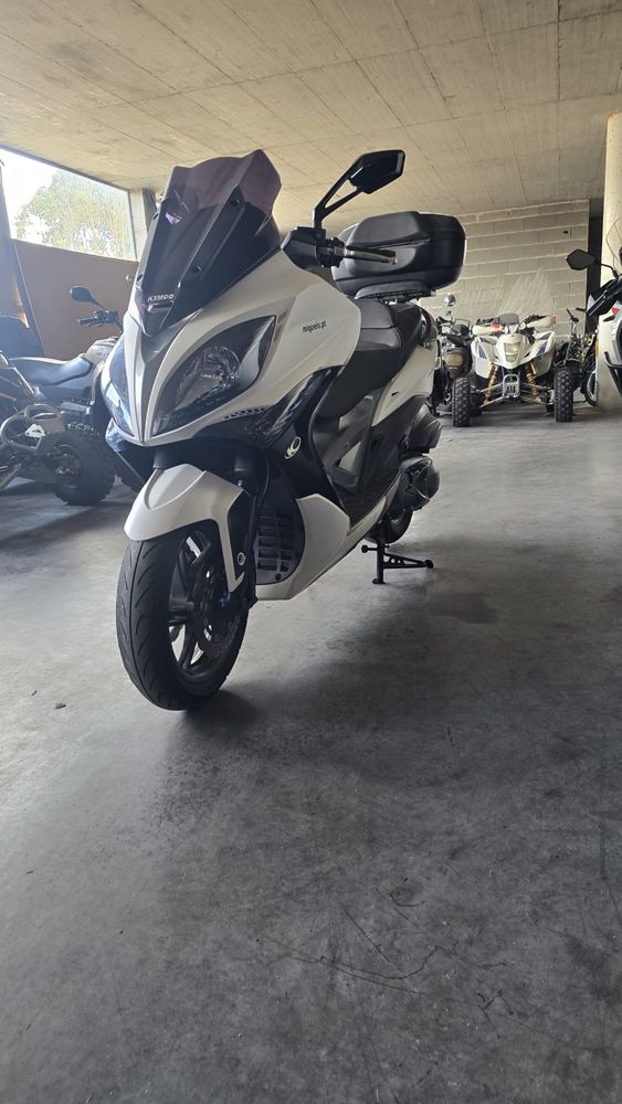 Kymco 400i abs