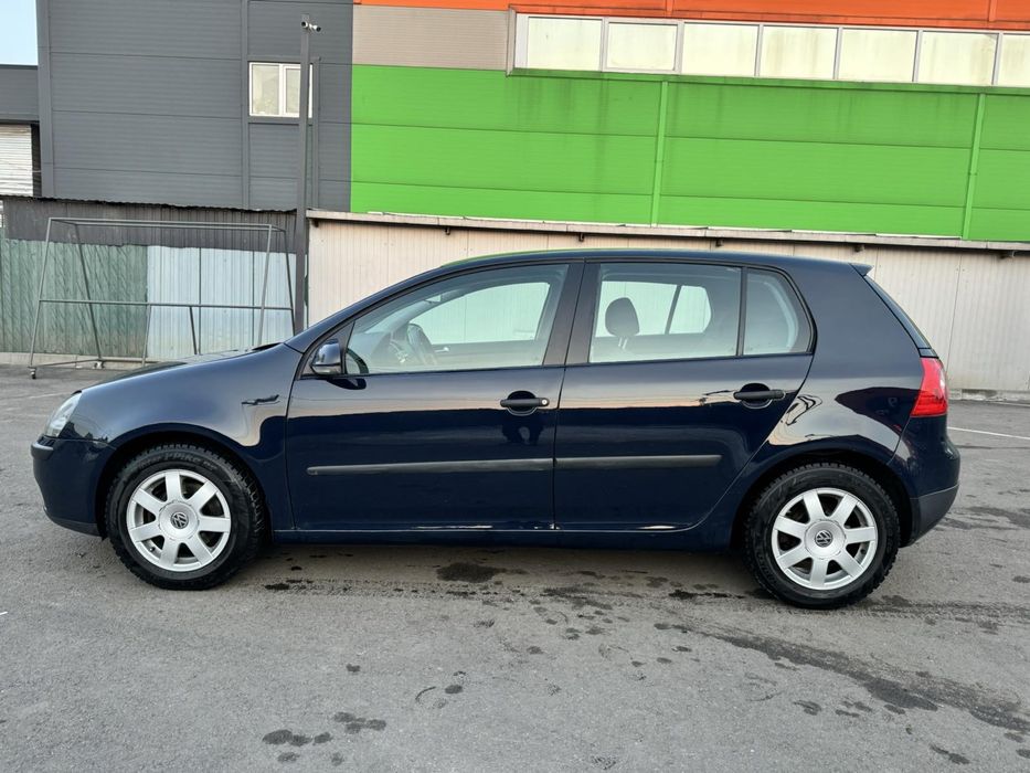 Продам Фольксваген Гольф 5 в хорошем тех состоянии